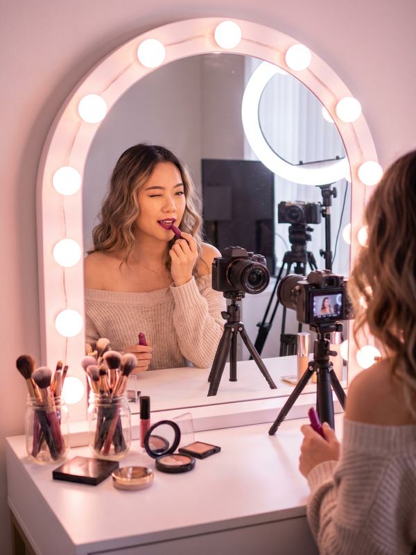 海角社区美妆直播